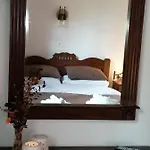 το πατρικό * Synikia Mesi Trikalon