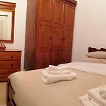 το πατρικό Synikia Mesi Trikalon